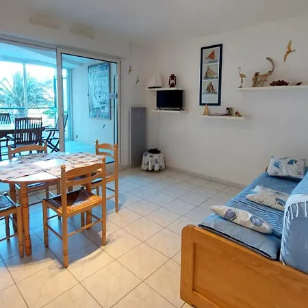 شقة Proche Des Plages, Avec Piscine, T2 Equipe Wifi Avec Garage سُت